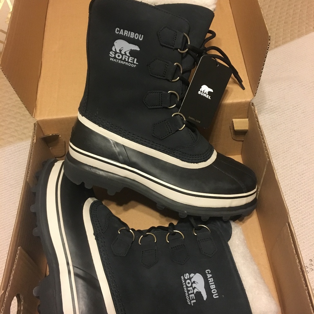 BRAND NEW Sorel Caribou Boots sz 8